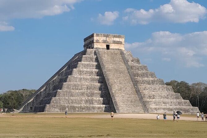 Small group tour to Chichen Itza early access + Cenote + Ekbalam - A Deep Dive into the Tour Experience
