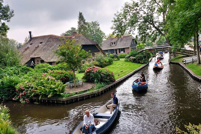Small-Group Tour to Windmills & Giethoorn with boat tour - Exploring the Dutch Countryside: Windmills & Giethoorn with Boat Tour Review