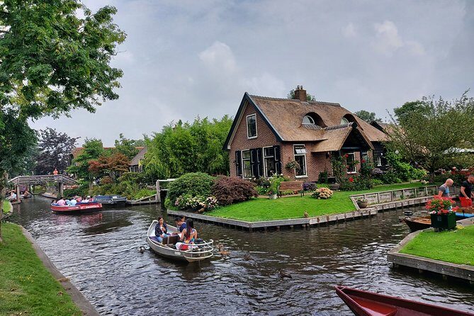 Small-Group Tour to Windmills & Giethoorn with boat tour - Key Points