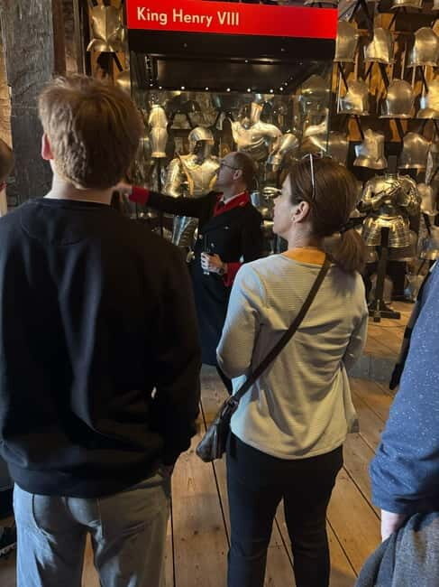 Small Group Tower of London, Crown Jewels & White Tower Tour - Key Points
