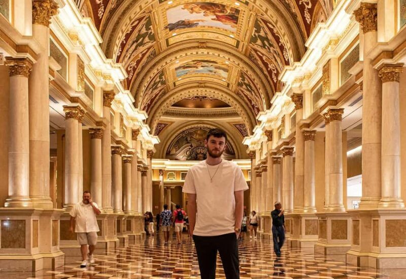 Small Group Vegas Strip Walking Tour with Free Drink - Who Will Love This Tour?