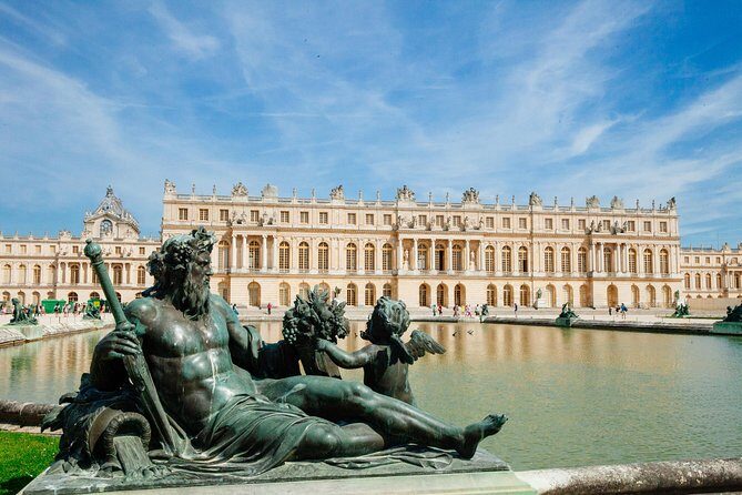 Small Group VIP Versailles Bike Tour from Paris with King's Apartments Access - What We Love About This Tour