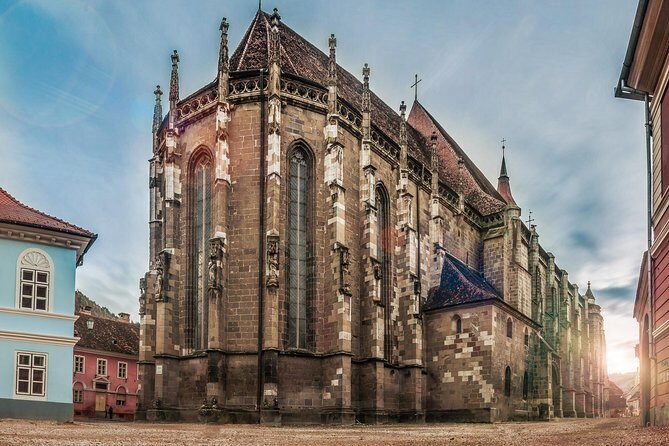 Small Group Walking Tour Of Brasov Old Town - The Experience’s Strengths and Considerations