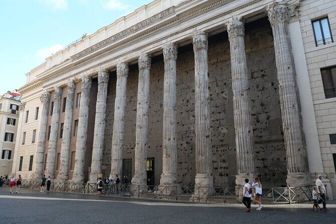 Small-Group Walking Tour of Rome Center with Guide - The Experience: What Travelers Can Expect