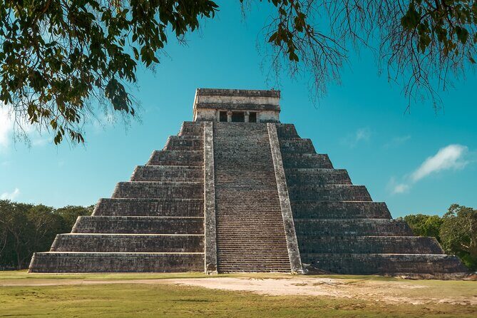 Small Group with early access to Chichen Itza, Ekbalam and Cenote - Key Points