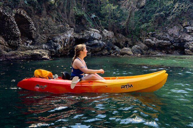 Small groups Kayak tour from Sorrento to Bagni Regina Giovanna - The Sum Up