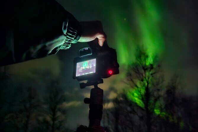 Small Northern Lights Tour Max8 Guests PRO Photographer included - Frequently Asked Questions