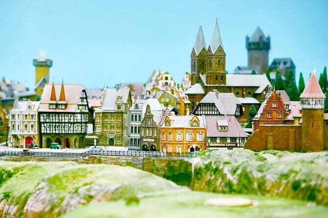 Small Worlds admission ticket in Tokyo - Interactive Elements and Unique Experiences