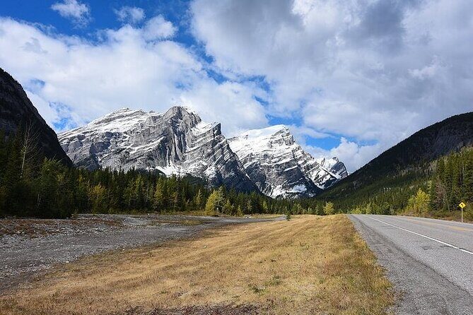 Smartphone Audio Driving Tour between Lake Louise and Calgary - Real Experiences and Reviews