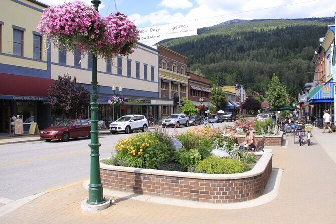 Smartphone Audio Driving Tour between Lake Louise & Revelstoke - Practical Details for Travelers