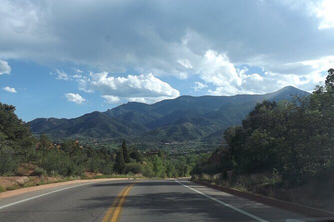 Smartphone Driving Tour b/w Breckenridge & Denver - An In-Depth Look at the Tour Itinerary