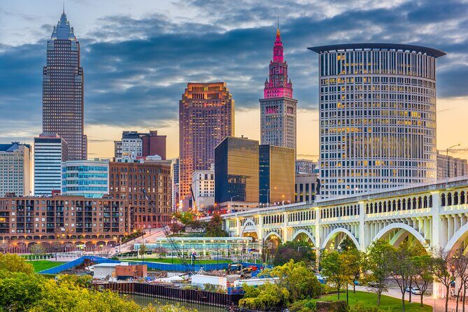 Smartphone-Guided Walking Tour of Downtown Cleveland Sights & Stories - A Closer Look at the Itinerary and What to Expect