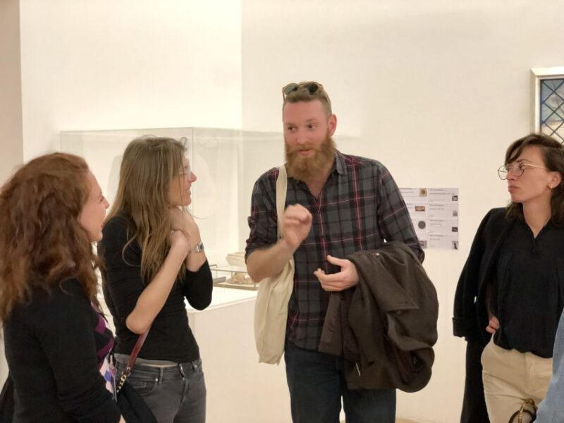 Smithsonian Museum of American History Semi-Private 8ppl Max - The Practical Side: Group Size, Timing, and Value