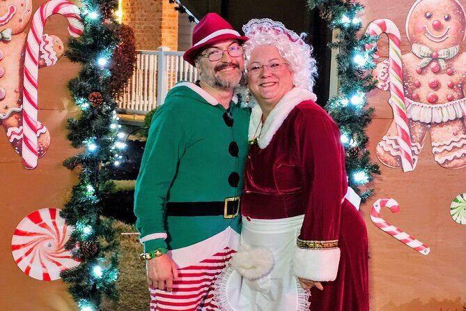 Smoky Bear Holiday Lights Tour w/ Picture Stops - An In-Depth Look at the Smoky Bear Holiday Lights Tour