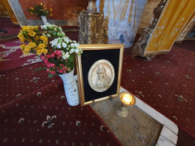 Snagov Monastery, Ceauescu Mansion, & Village Museum - 6h - Key Points