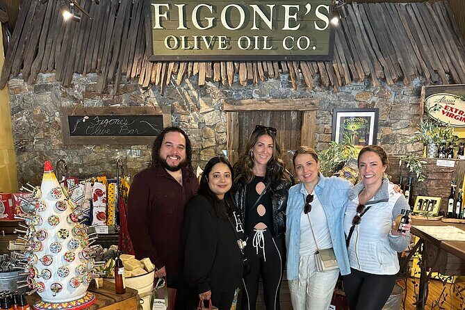 Snob Free Sonoma Plaza Walking Experience - A Closer Look at the Sonoma Plaza Walking Experience