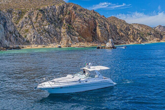 Snorkel or Sunset in La Paz aboard a 42 feet Yacht - A Closer Look at the Experience