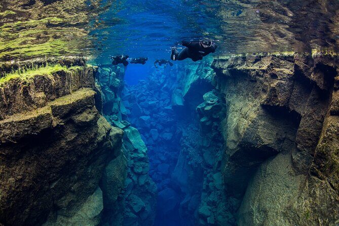 Snorkel the Silfra Fissure-Meet on Location (Free Photos & Cocoa) - What to Expect on the Tour