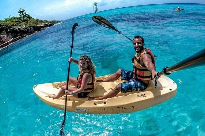 Snorkeling all Day Garrafon Reef Park VIP Isla Mujeres & Kayacking & Beach Club - FAQ