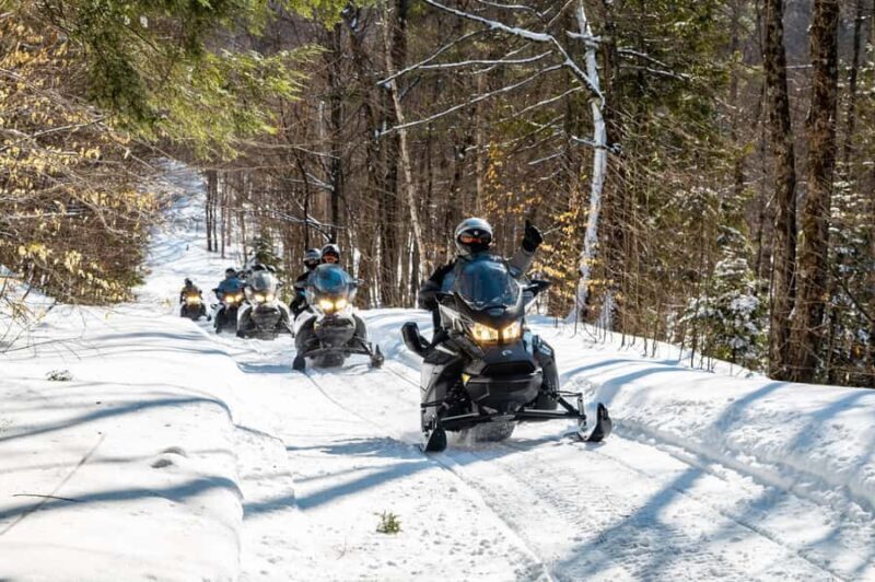 Snowmobiling Upper Laurentians 2hrs near Mont-Tremblant - FAQ