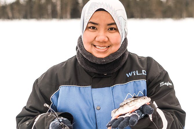 Snowshoeing and Ice Fishing Tour - Returning to Rovaniemi