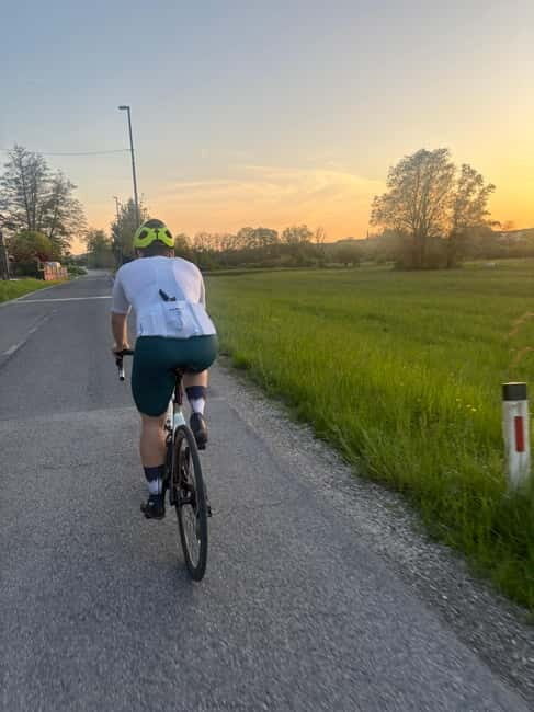 Soa valley: Guided Cycling Tour with Snacks and Support - Key Points