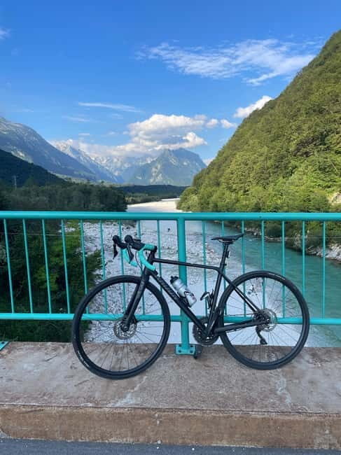 Soa valley: Guided Cycling Tour with Snacks and Support - What to Expect During the Ride