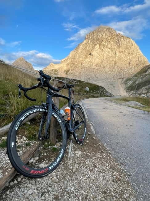 Soa valley: Guided Cycling Tour with Snacks and Support - Practical Tips for Participants