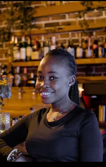 Soak up the Nightlife of Paris. - The Value of the Experience