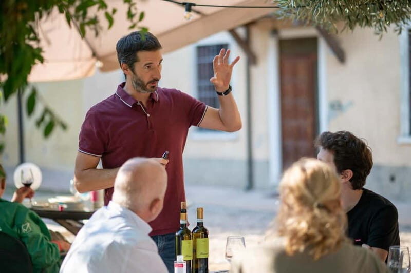 Soave: Wine Tasting and Vineyard Tour in Historical Centre - The Main Event: Wine Tasting