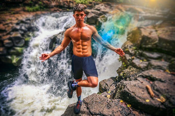 Social influencer and Travel Blogger Adventure on Kauai - What Does the Tour Include?