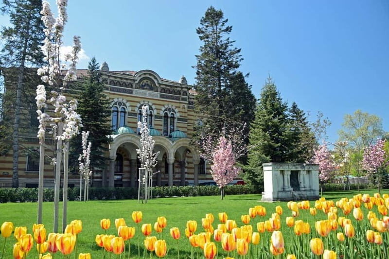 Sofia: Insta-Perfect Walk with a Local - Key Points