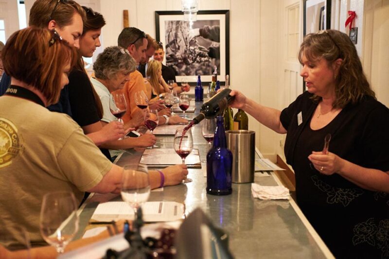 Sonoma Valley: Wine Trolley Tasting Tour with Lunch - Who Will Love This Tour?