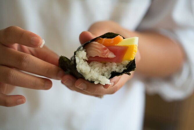 Sophisticated Sushi Class in Los Angeles (Includes 6-Course Meal) - FAQs