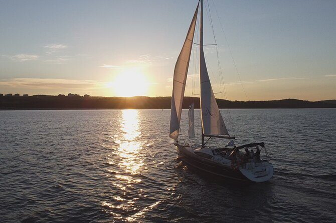 Sopot Sunset Cruise with Welcome Drink - Sopot Sunset Cruise with Welcome Drink: A Relaxing Water Escape