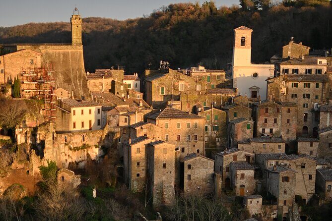 Sorano and its wonders, The Vie Cave and wine cellars - Exploring Sorano and Its Enchanting Surroundings