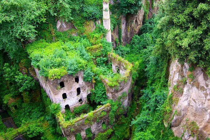 Sorrento Tour with Limoncello tasting from Naples - The Experience in Detail