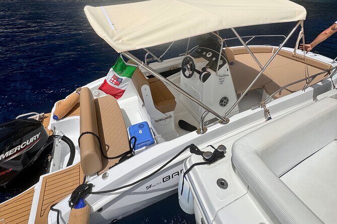 Sorrentomaxiboat tours to Capri - FAQ