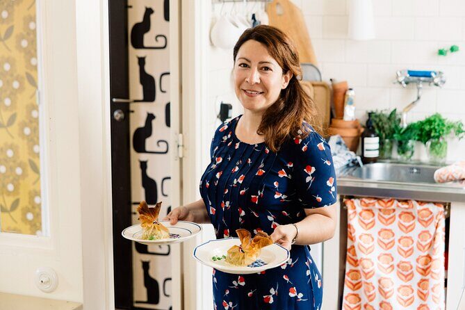 Soufflé Class & Brasserie Lunch with Champagne in Parisian Home - FAQs