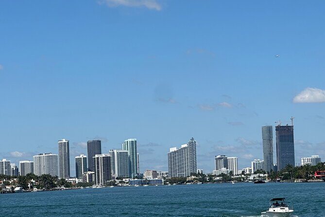 South Beach: Miami Boat Cruise and Skyline - FAQ