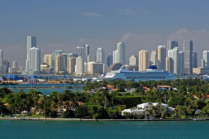South Beach Top Highlights Tour with Lincoln Rd and Espanola Way - The Itinerary in Detail