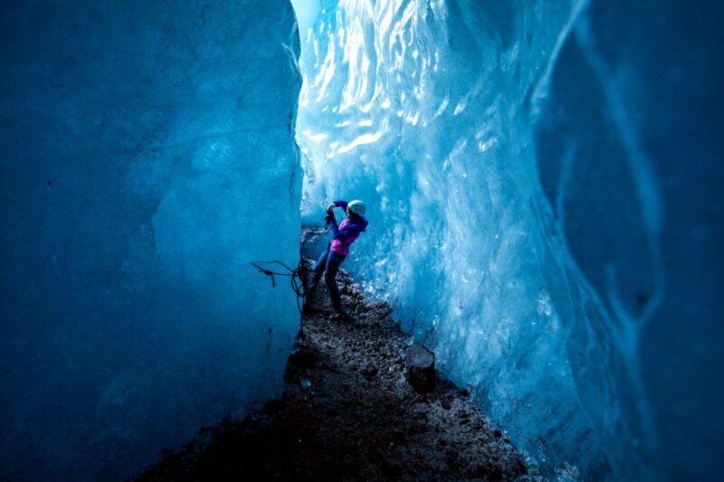 South Coast Iceland: 2-Day Blue Ice Cave & Jokulsarlon Tour - The Day-by-Day Breakdown