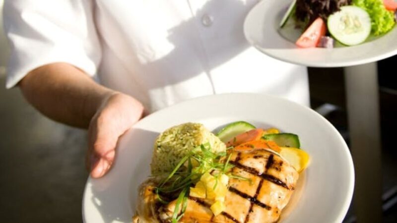 South Maui: Sunset Cruise with 4-Course Dinner and Drinks - FAQs