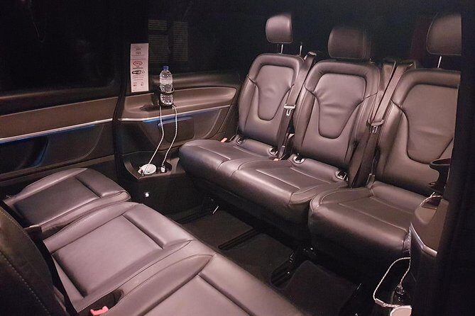 Southampton Cruise Terminal/Hotel to London with Stops at Salisbury & Stonehenge - FAQs