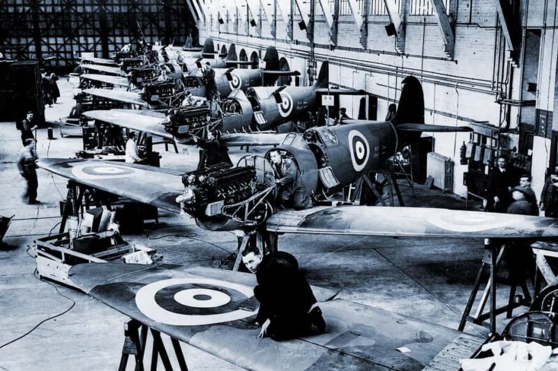 Southampton: Spitfire History Guided Walking Tour - Key Points