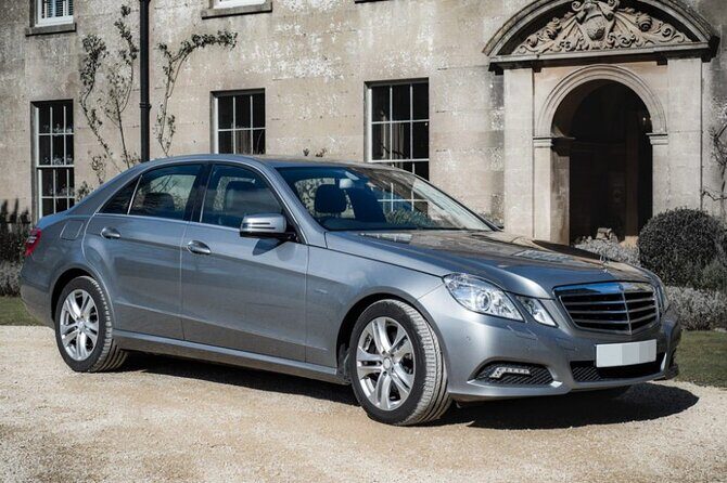 Southampton to Heathrow via Attraction of your choice - A Closer Look at the Southampton to Heathrow Tour