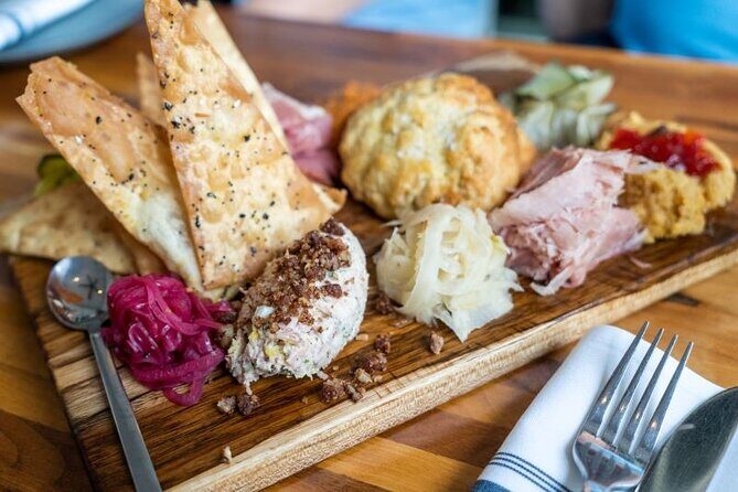 Southern Charm Foods of Charleston Walking Tour By Junket - Exploring Charleston’s Southern Charm with a Food and History Walking Tour