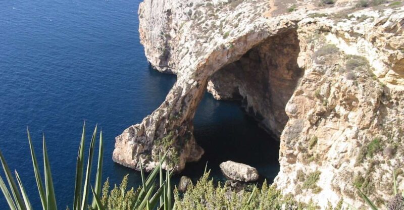 Southern Malta: Blue Grotto, Hagar Qim, and Marsaxlokk Tour - A Closer Look at the Itinerary