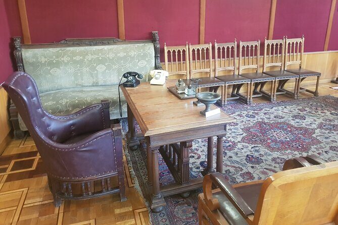 Soviet Story - Private day trip to Chiatura, Stalin's museum and Katskhi pillar - Who is this tour best for?