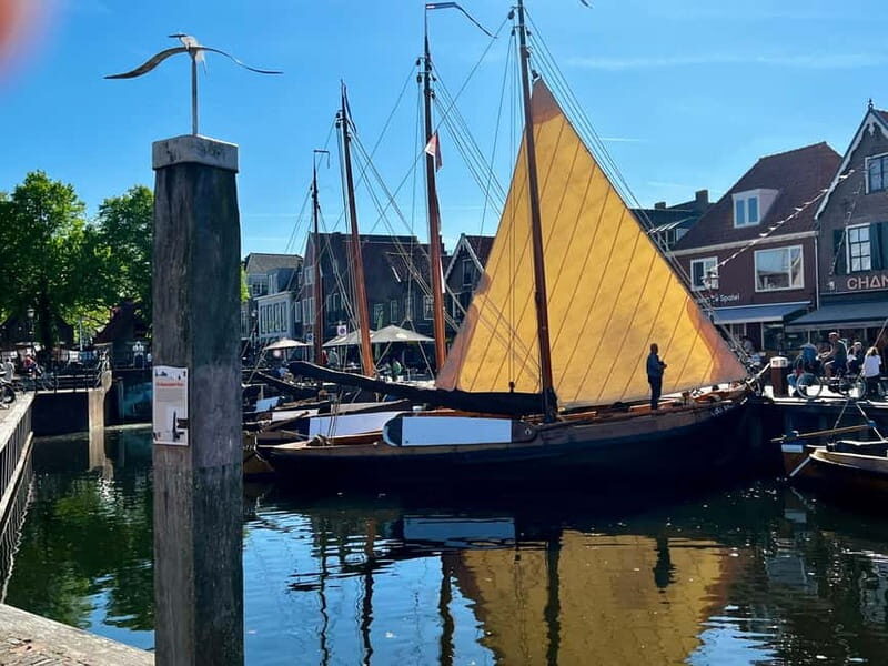 Spakenburg: Guided Walking Tour of the Historic Center - The Sum Up